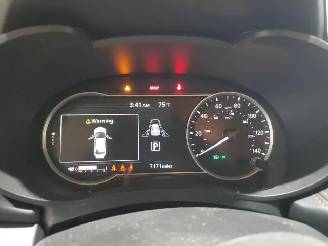 2024 NISSAN VERSA SR