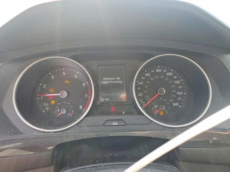 2018 VOLKSWAGEN TIGUAN SE  