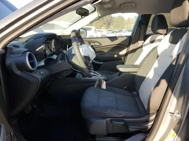 2025 CHEVROLET TRAX LS  