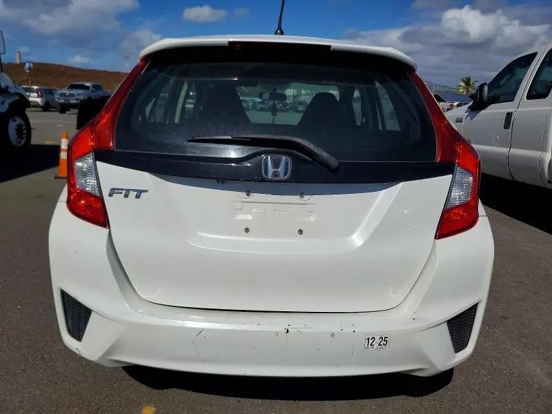 2015 HONDA FIT LX  