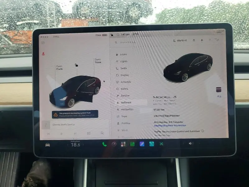 2018 TESLA MODEL 3   