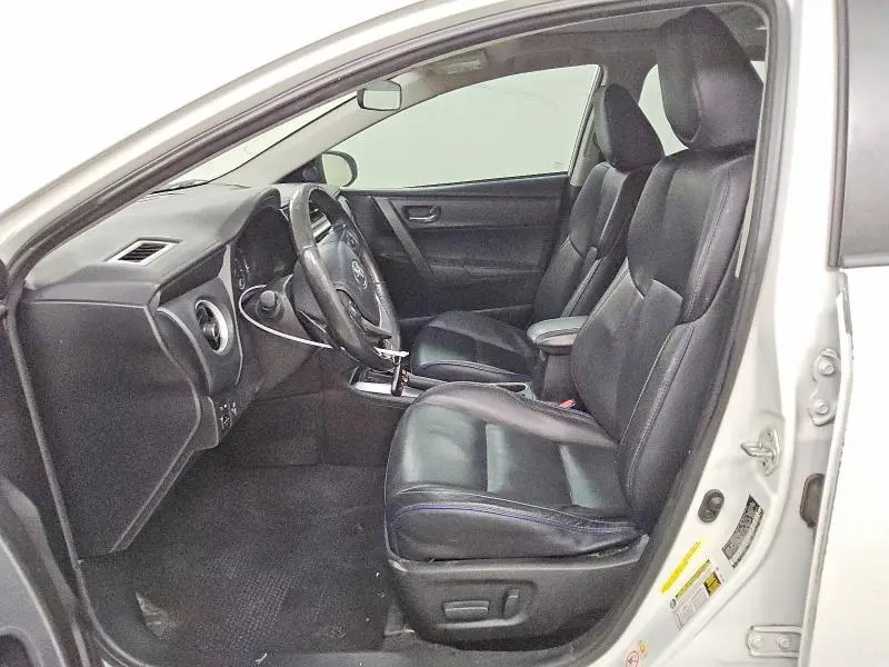 2017 TOYOTA COROLLA XSE  