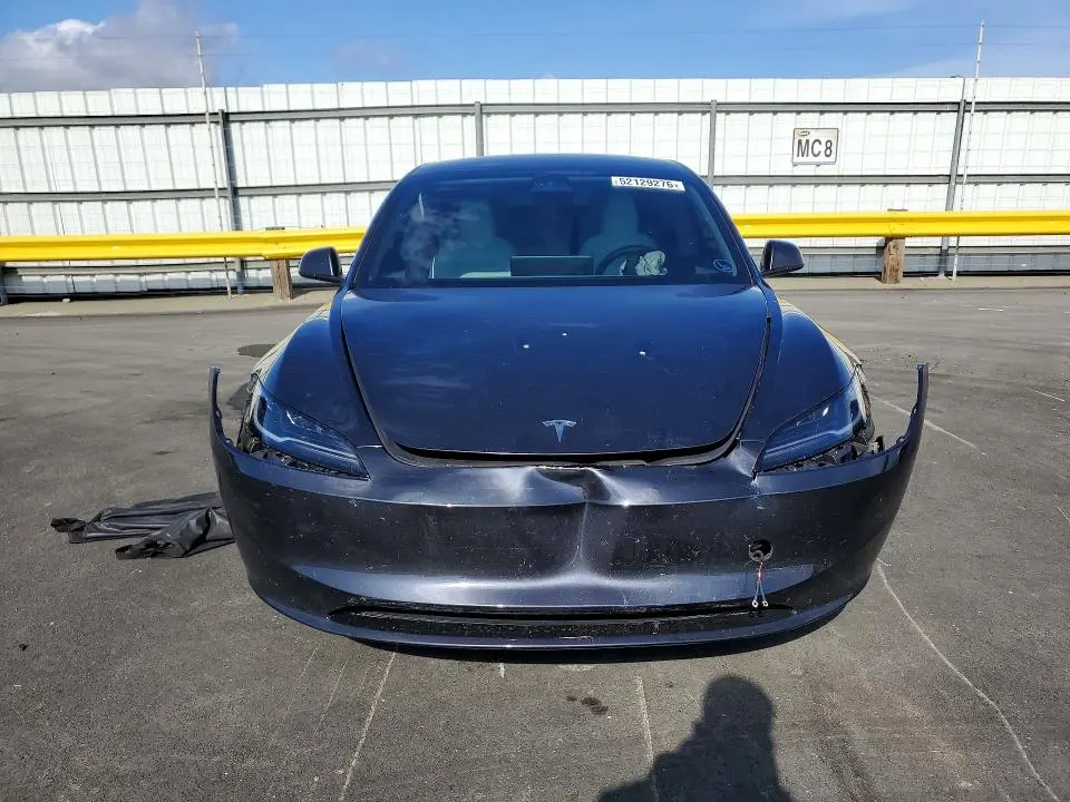 2024 TESLA MODEL 3   