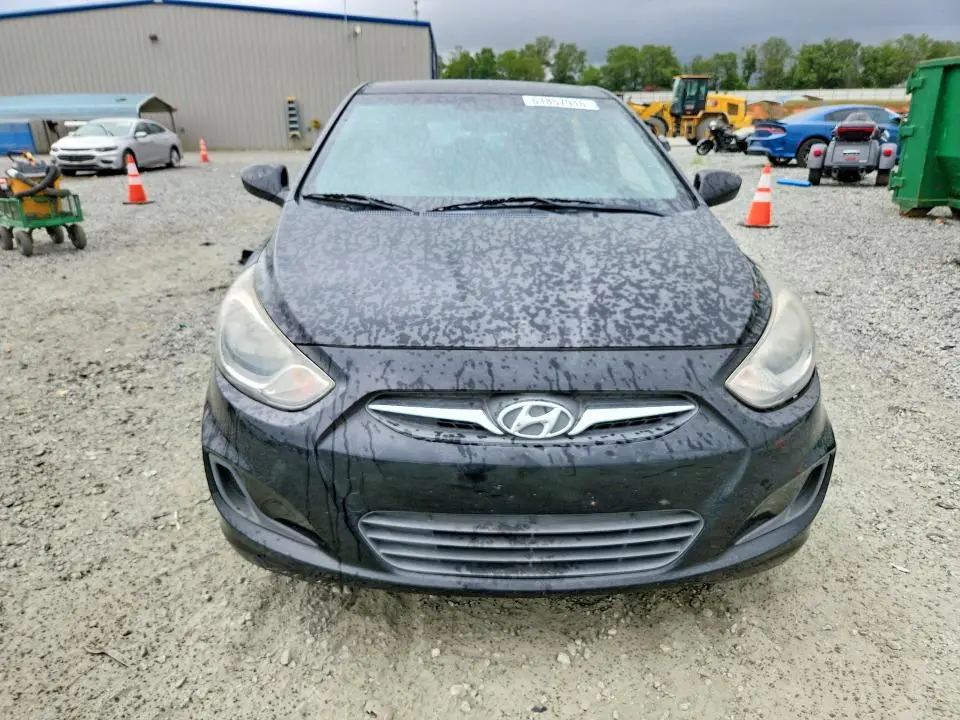 2014 HYUNDAI ACCENT GS  