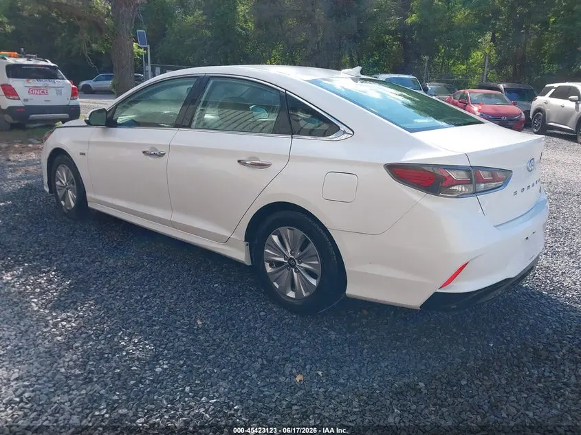 2018 HYUNDAI SONATA HYBRID SE