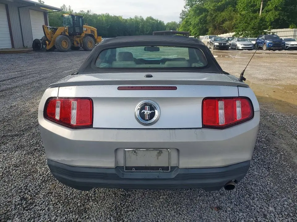 2010 FORD MUSTANG   