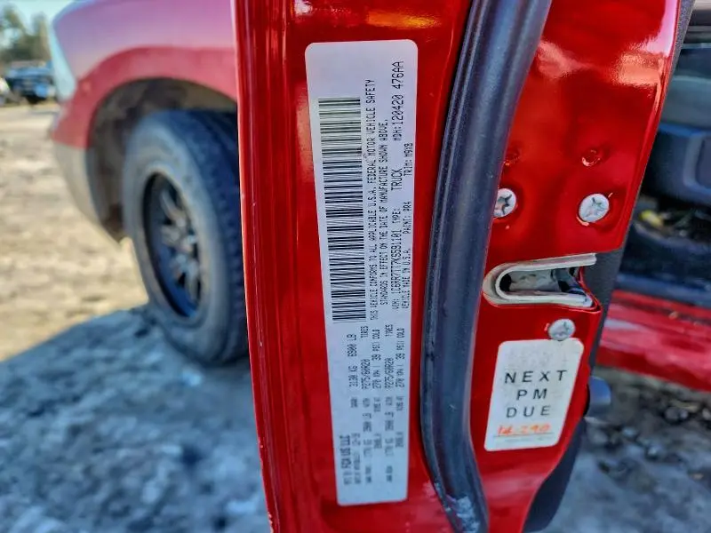 2019 RAM 1500 CLASSIC SLT  