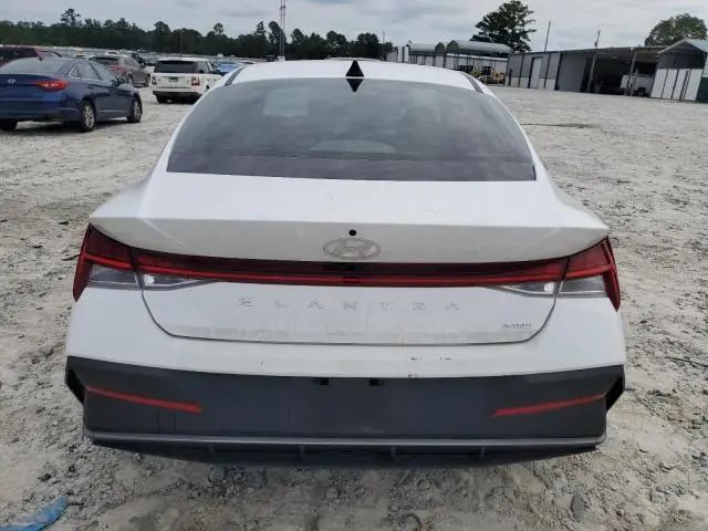 2024 HYUNDAI ELANTRA BLUE  