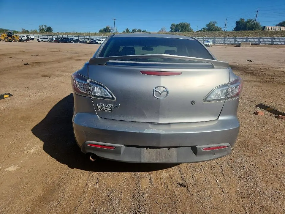 2011 MAZDA 3 I  