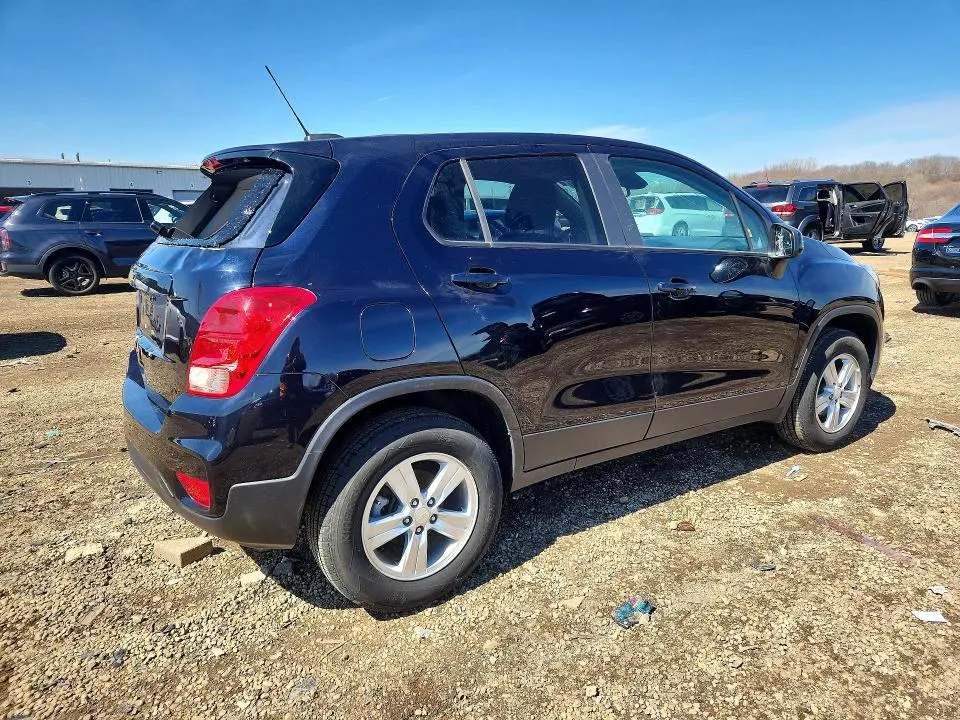 2022 CHEVROLET TRAX LS  