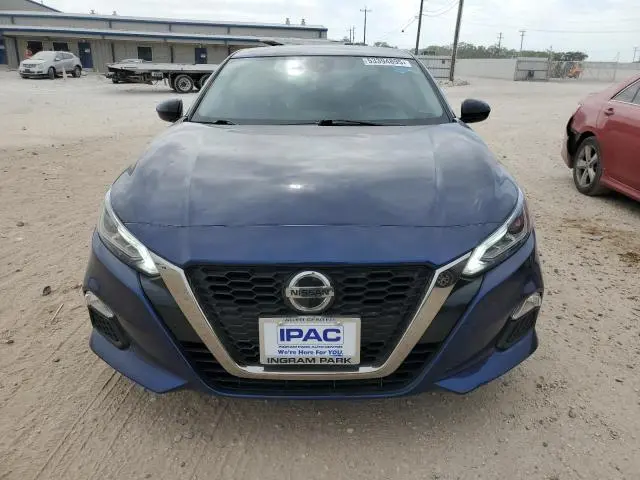 2022 NISSAN ALTIMA SR  