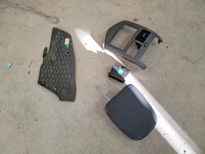 2012 CHEVROLET SONIC LT  