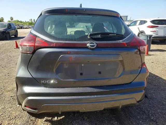 2024 NISSAN KICKS S  