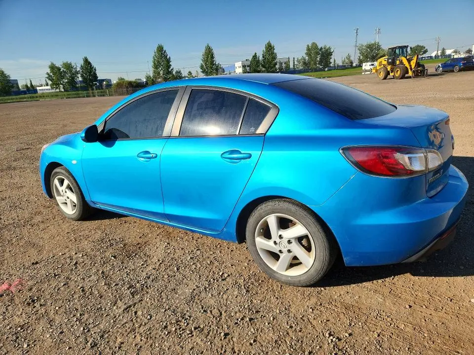 2010 MAZDA 3 I  