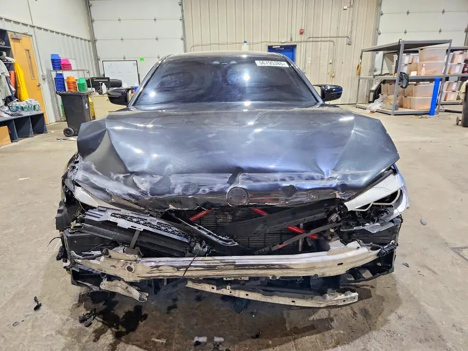 2019 BMW 540 XI  