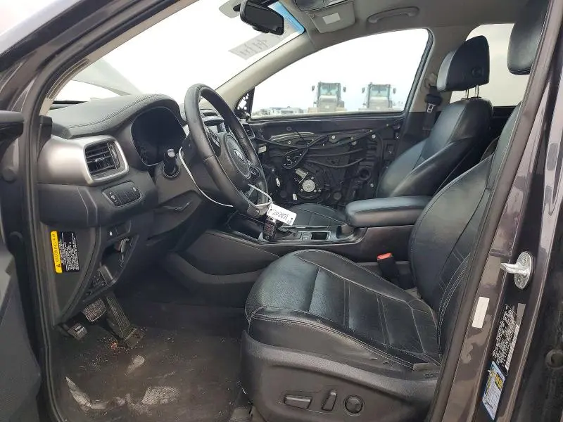 2017 KIA SORENTO LX  