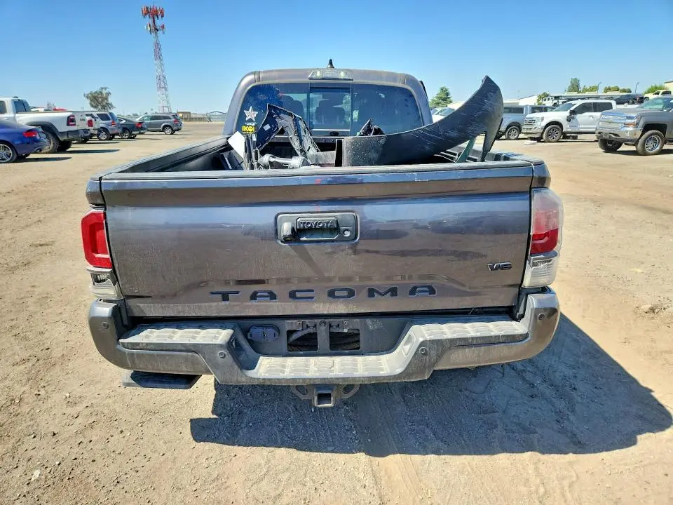 2022 TOYOTA TACOMA TRD SPORT  