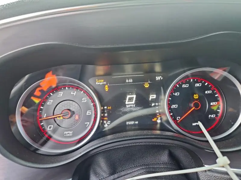 2016 DODGE CHARGER SE  