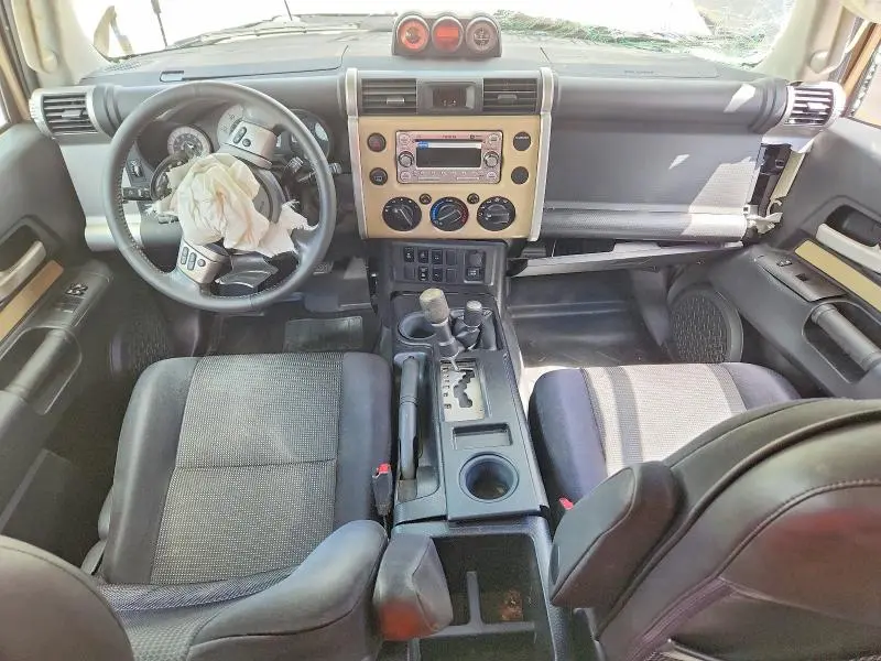2012 TOYOTA FJ CRUISER BASE  