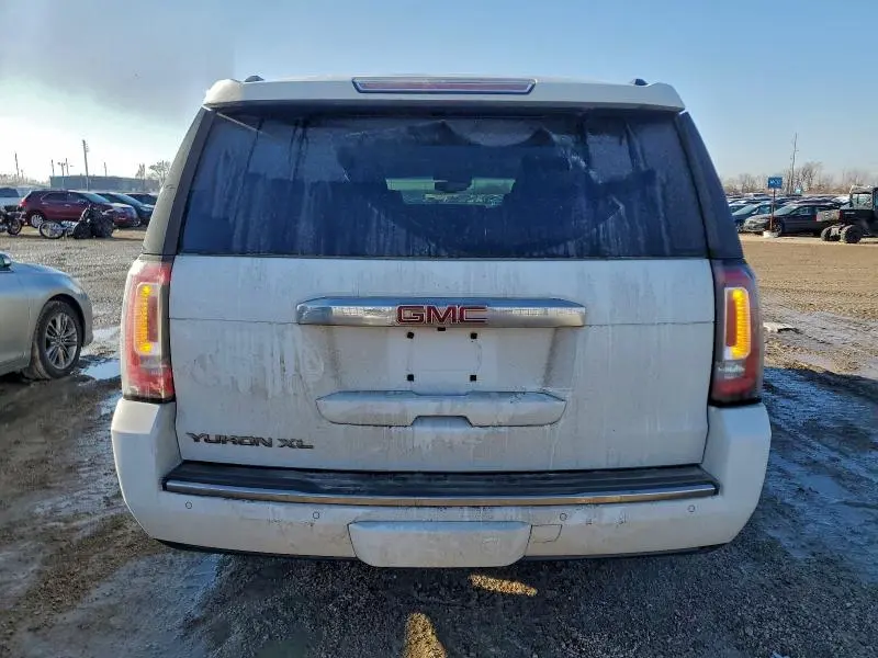 2016 GMC YUKON XL DENALI  