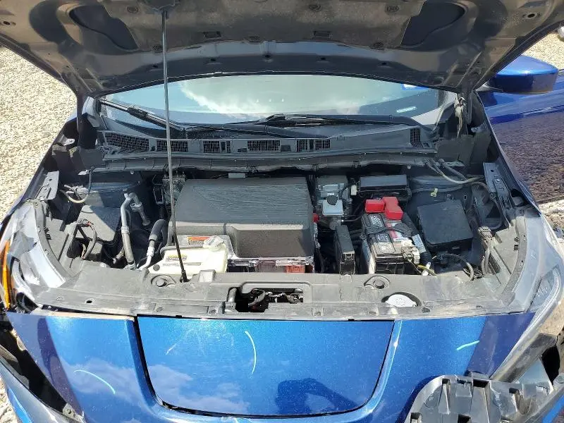 2021 NISSAN LEAF S  