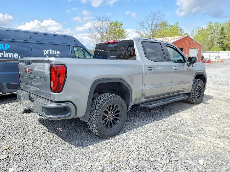 2024 GMC SIERRA K1500 AT4  