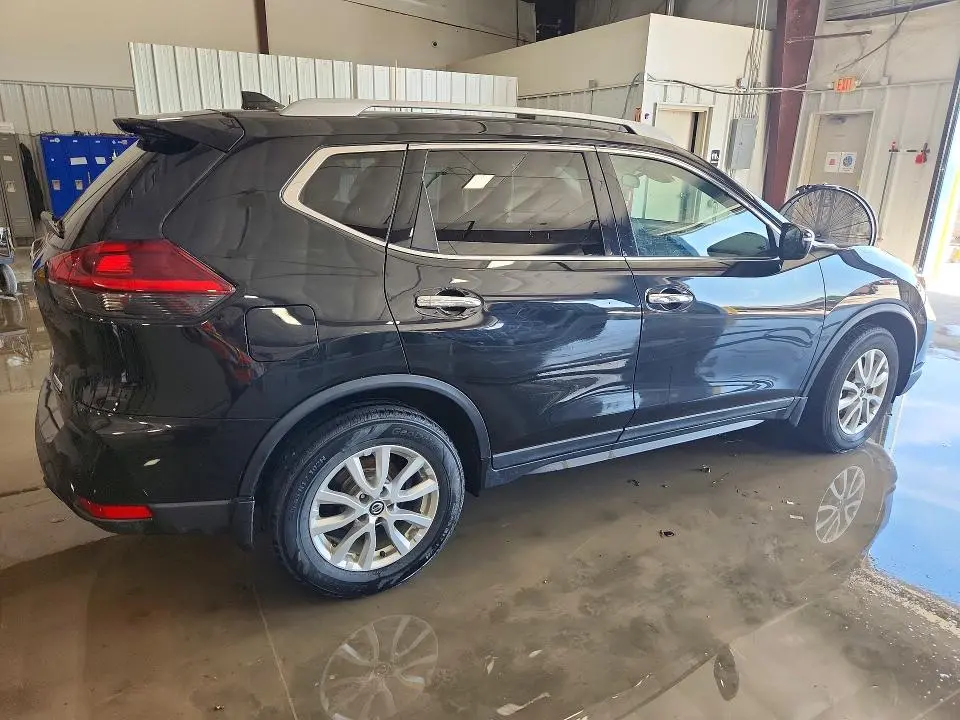 2019 NISSAN ROGUE S  