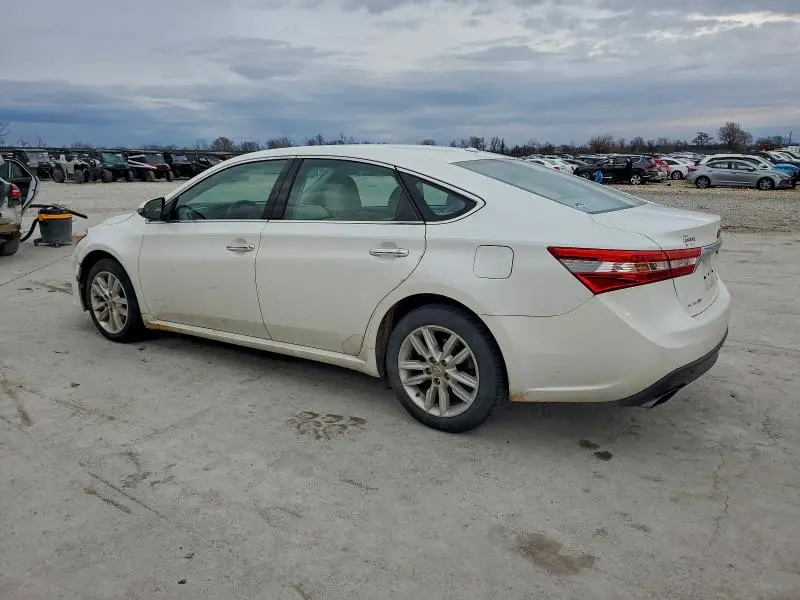 2015 TOYOTA AVALON XLE  