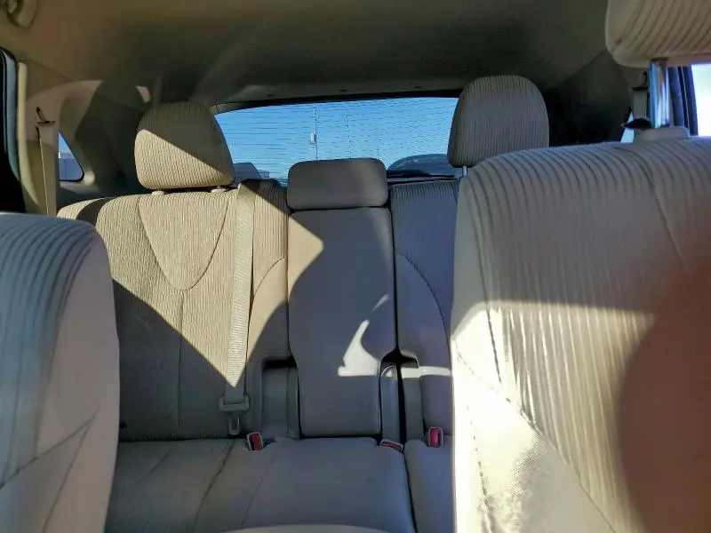 2012 TOYOTA VENZA LE  