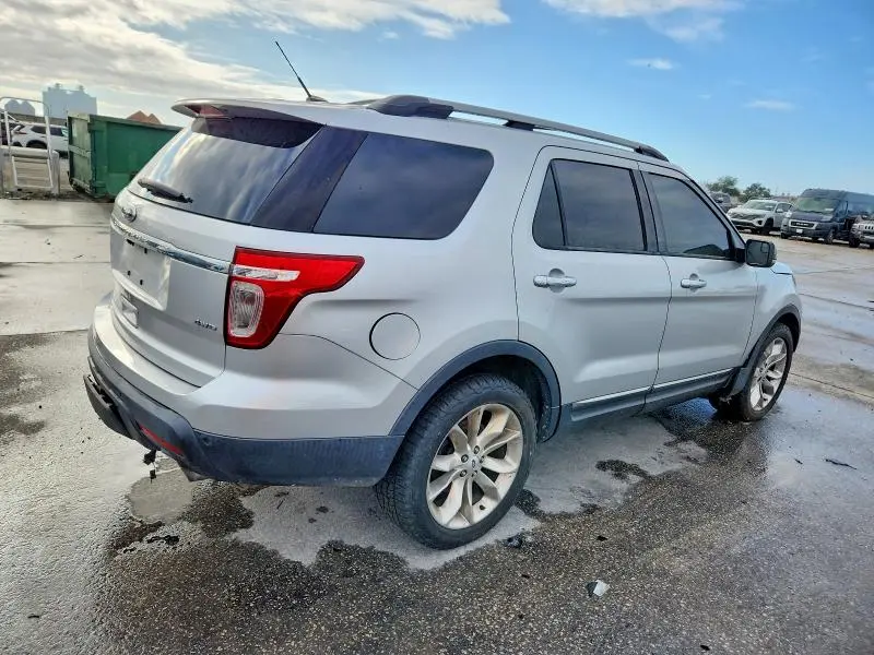 2012 FORD EXPLORER XLT  