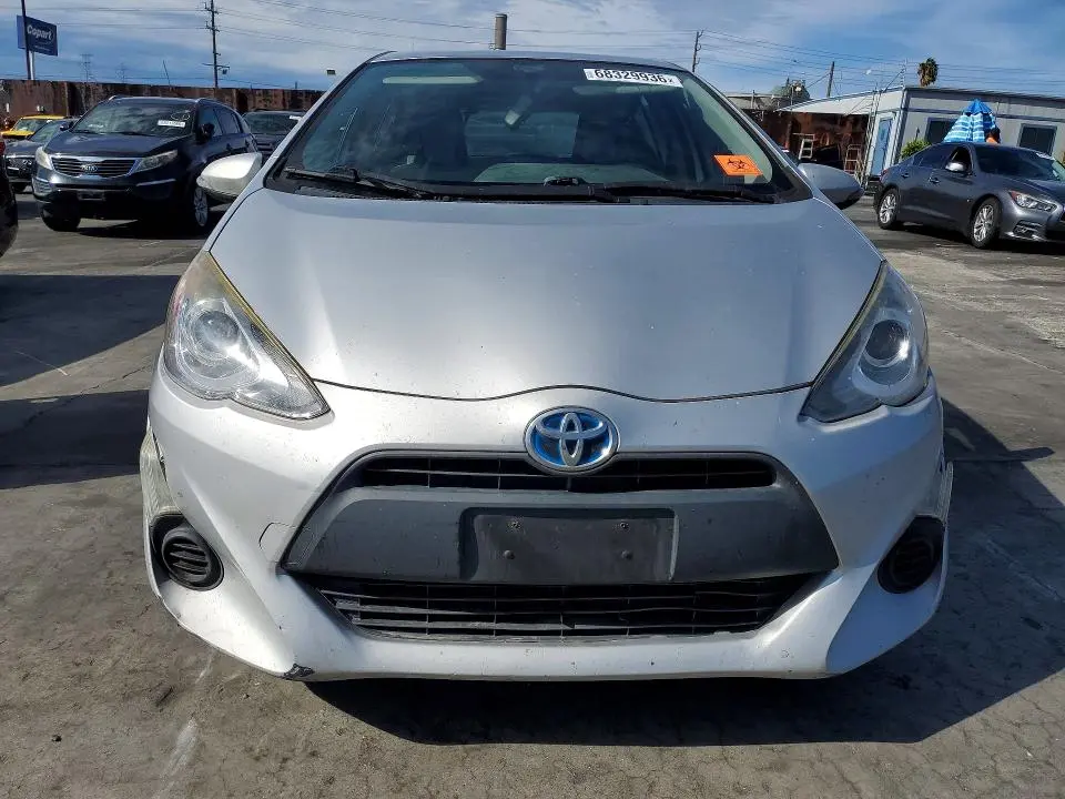2015 TOYOTA PRIUS C ONE  