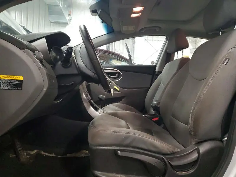 2011 HYUNDAI ELANTRA GLS  