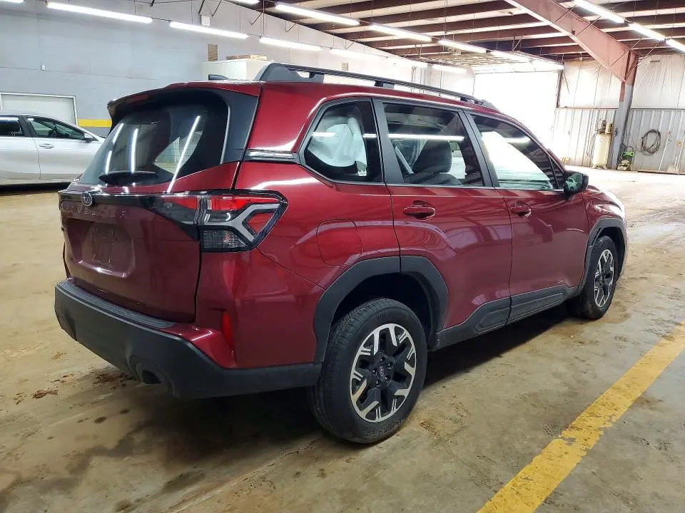 2025 SUBARU FORESTER   