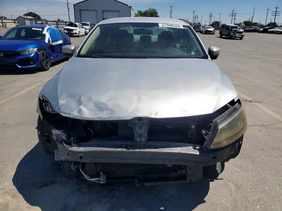 2011 VOLKSWAGEN JETTA SE  