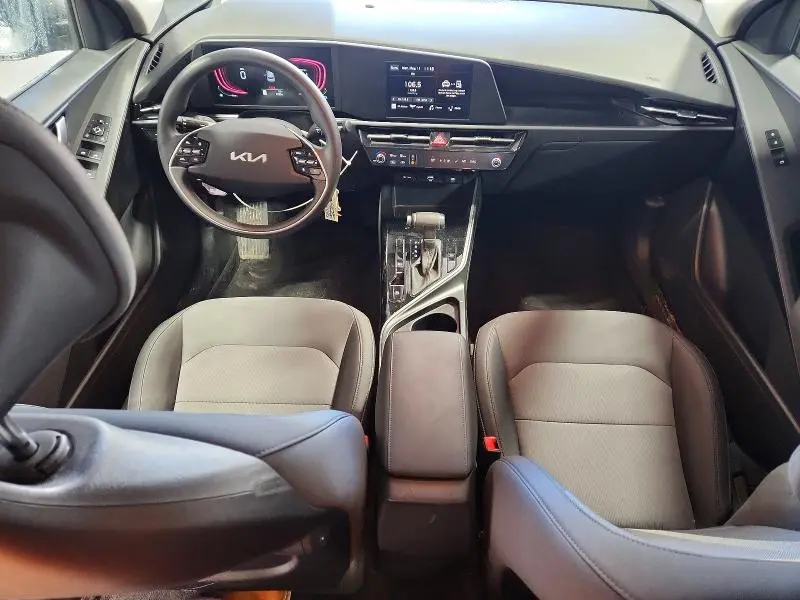 2026 KIA NIRO LX  