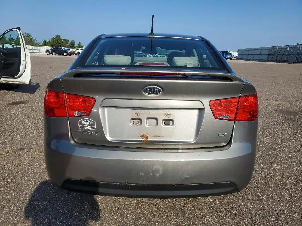 2011 KIA FORTE EX  