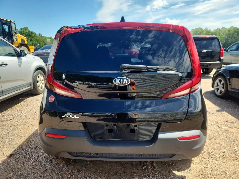 2020 KIA SOUL LX  