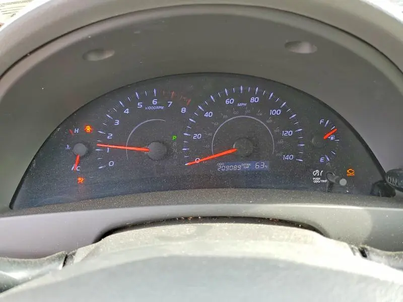 2011 TOYOTA CAMRY LE  