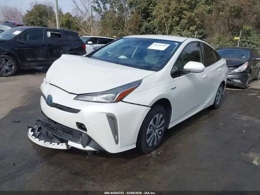 2020 TOYOTA PRIUS XLE AWD-E