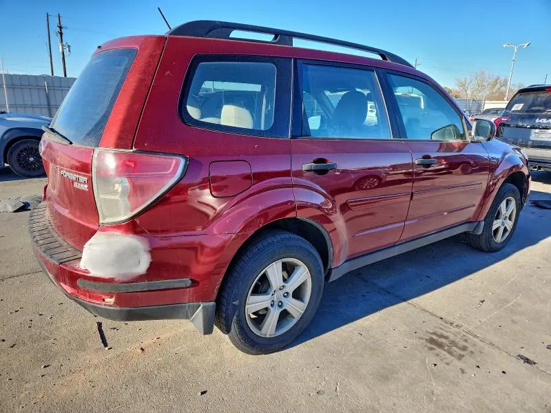 2010 SUBARU FORESTER XS  