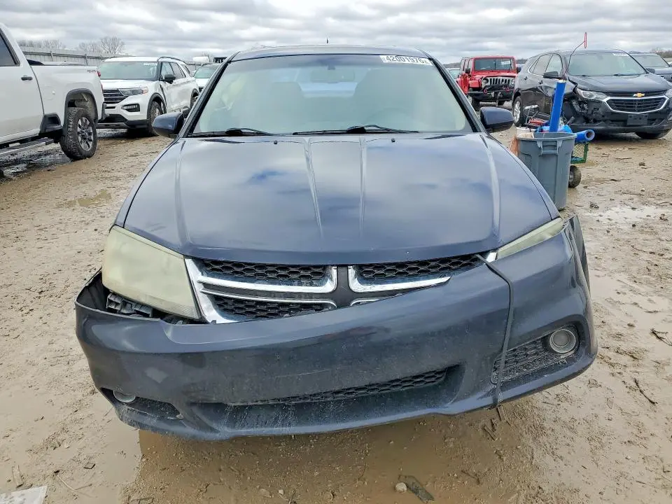2011 DODGE AVENGER LUX  
