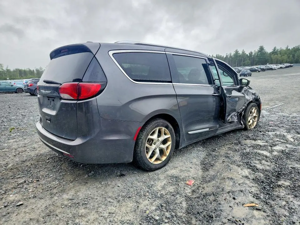 2018 CHRYSLER PACIFICA TOURING L PLUS  