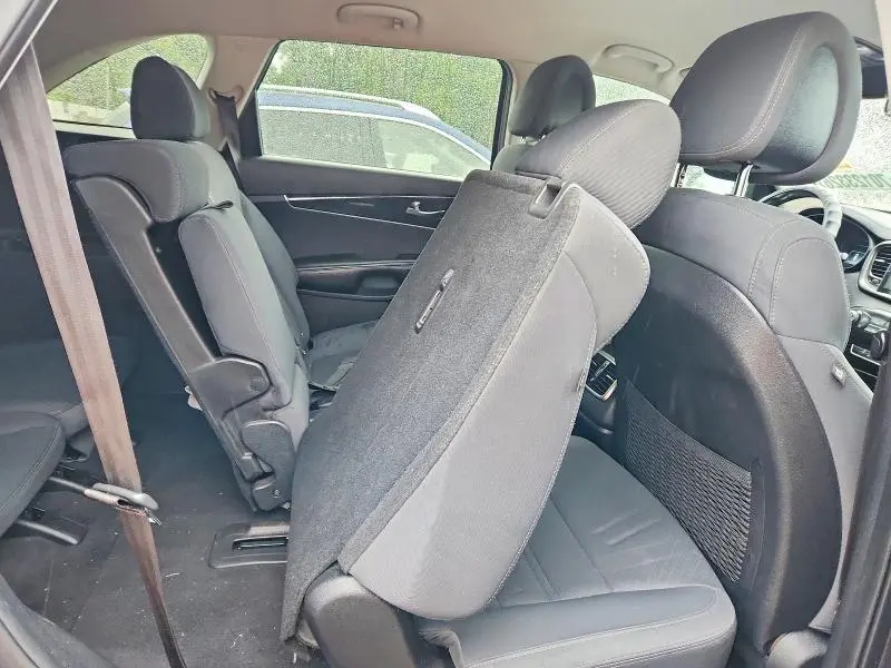 2016 KIA SORENTO LX V6  