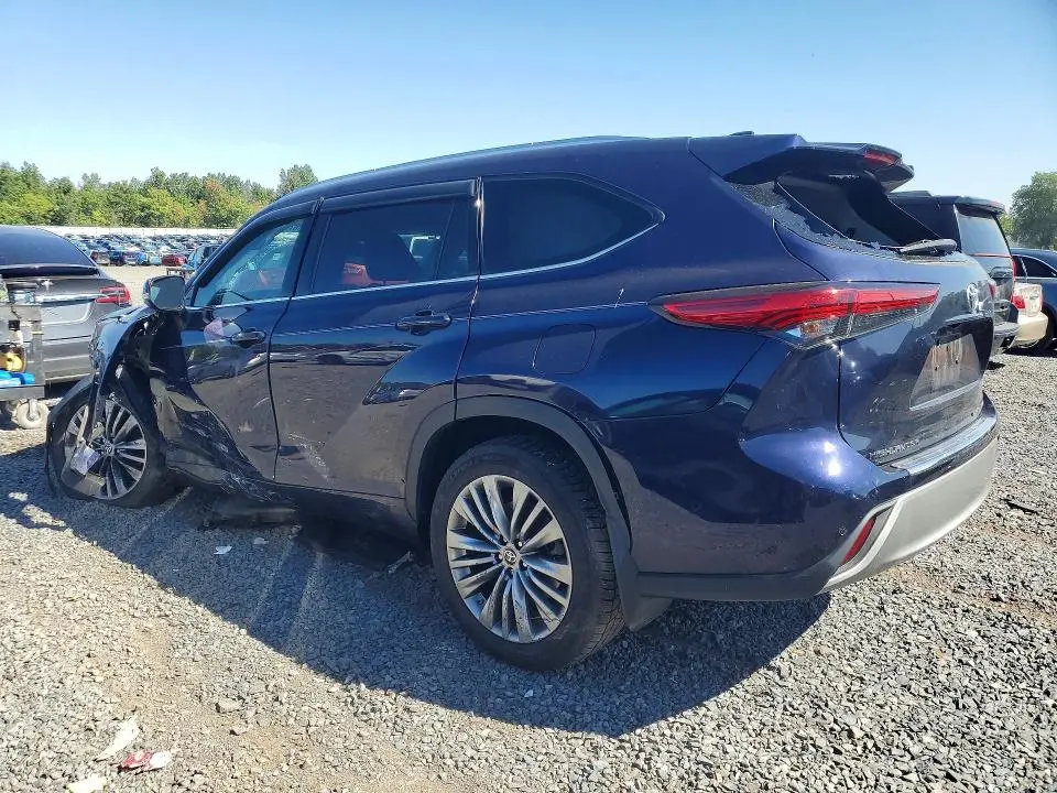 2021 TOYOTA HIGHLANDER PLATINUM  