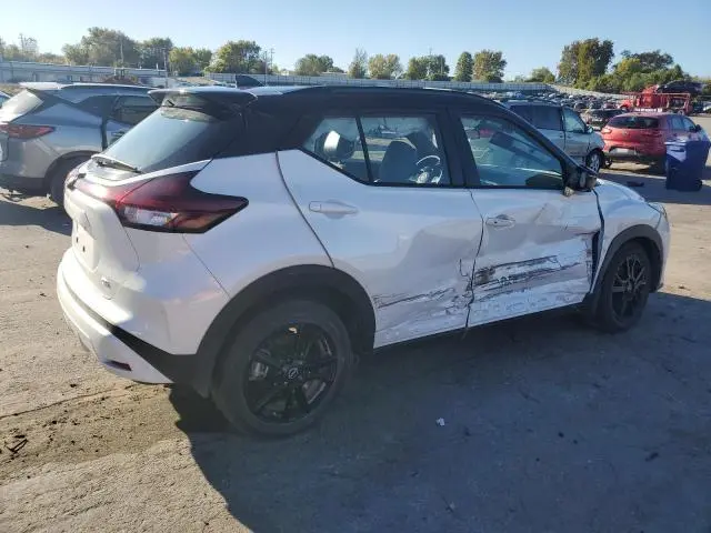 2023 NISSAN KICKS SR  