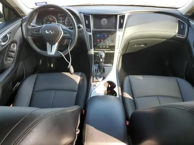 2019 INFINITI Q50 LUXE  