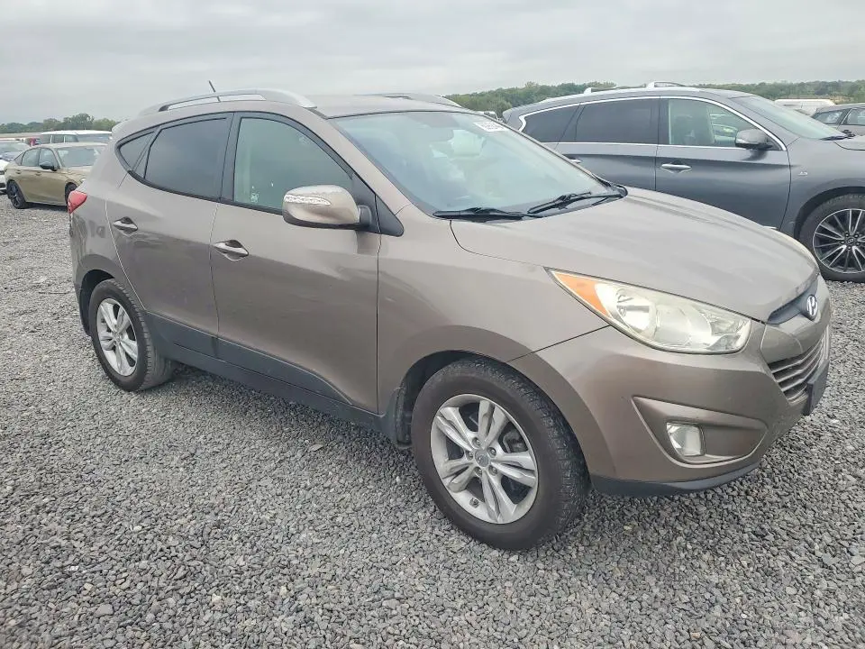 2013 HYUNDAI TUCSON GLS  