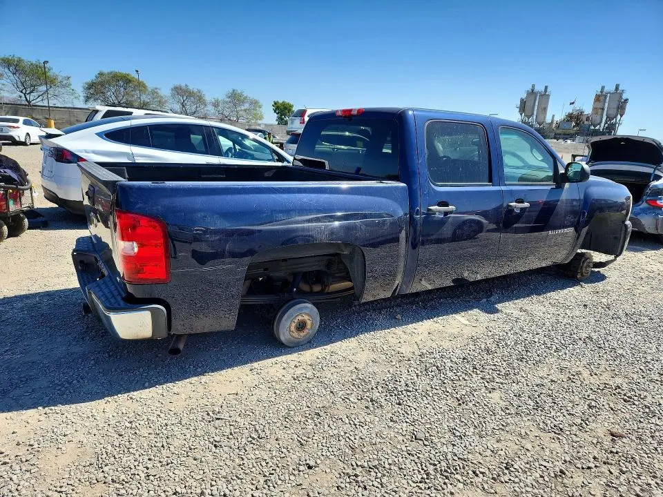 2011 CHEVROLET SILVERADO C1500 LT  