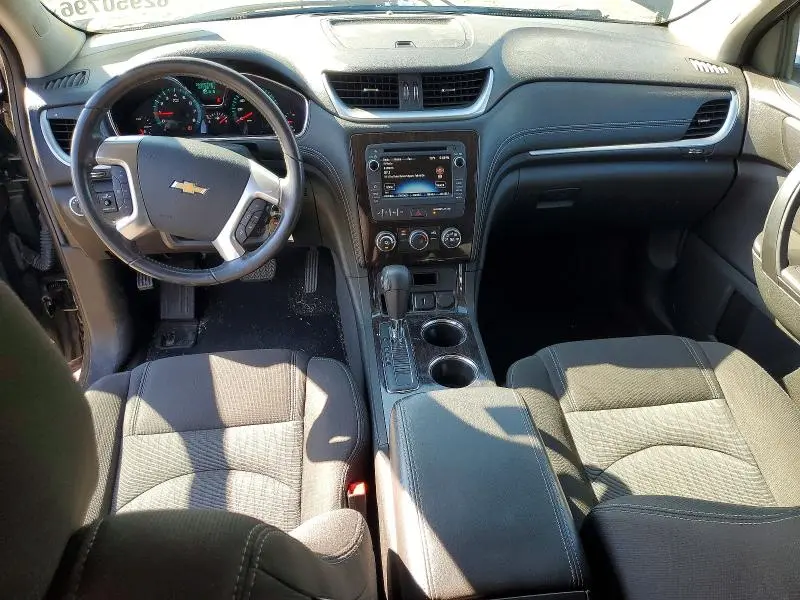 2016 CHEVROLET TRAVERSE LT  