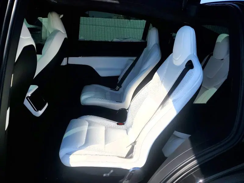 2025 TESLA MODEL X   